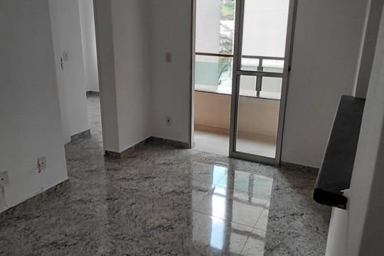 Sala de apartamento à venda com 2 quartos, 47m² em Jardim Santa Teresinha, São Paulo