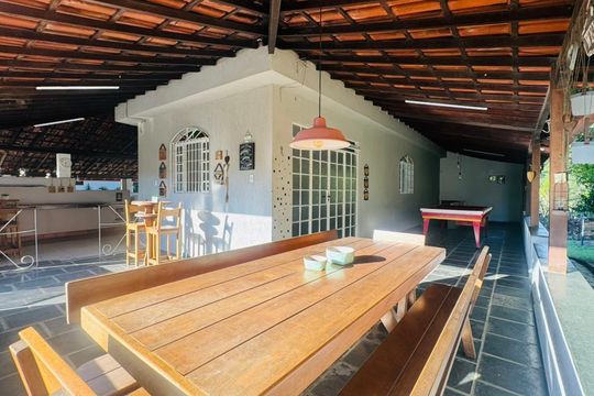 Área comum de casa à venda com 3 quartos, 2000m² em Estâncias Imperiais, Contagem