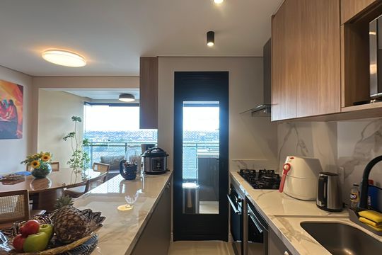 Cozinha de apartamento à venda com 3 quartos, 87m² em Tamboré, Barueri