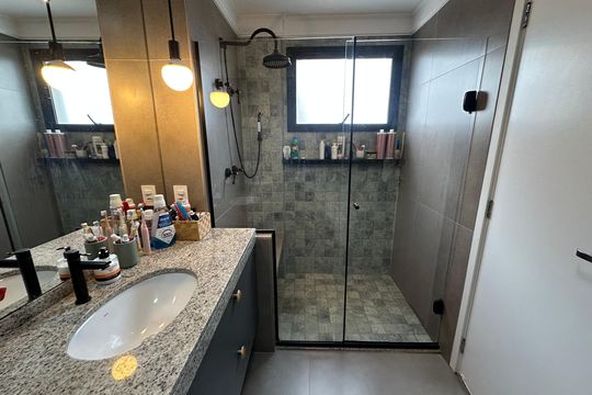 Banheiro da Suíte 3 de apartamento à venda com 3 quartos, 87m² em Tamboré, Barueri