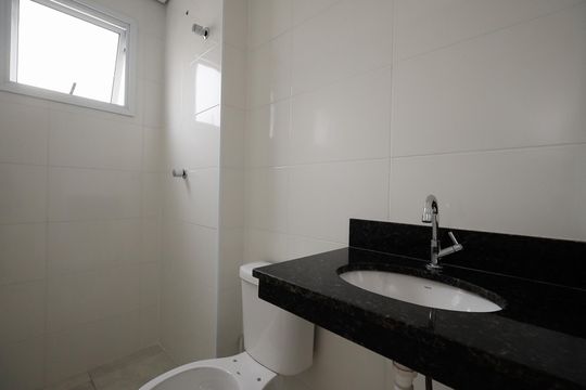 Banheiro de apartamento à venda com 2 quartos, 45m² em Vila Maria Alta, São Paulo