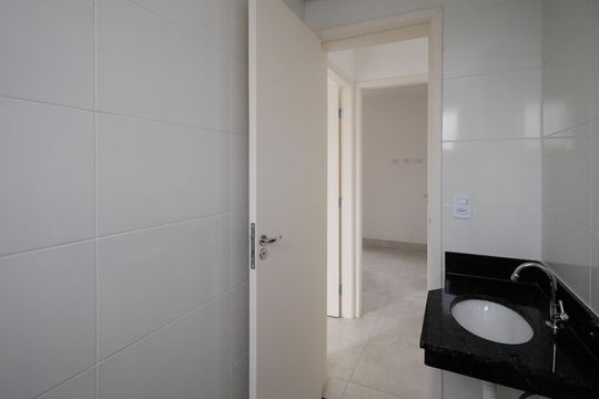 Banheiro de apartamento à venda com 2 quartos, 45m² em Vila Maria Alta, São Paulo