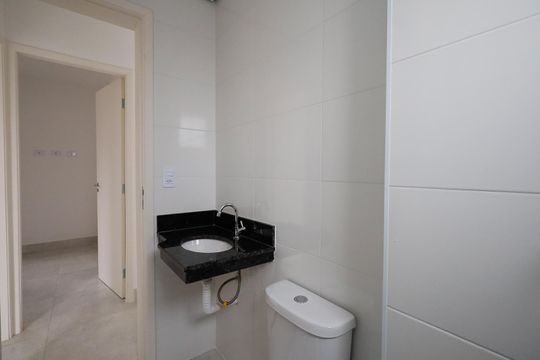 Banheiro de apartamento à venda com 2 quartos, 45m² em Vila Maria Alta, São Paulo