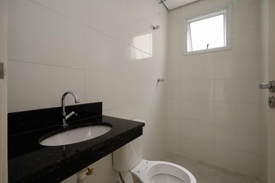 Banheiro de apartamento à venda com 2 quartos, 42m² em Vila Maria Alta, São Paulo