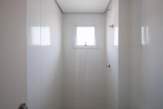 Banheiro de apartamento à venda com 2 quartos, 45m² em Vila Maria Alta, São Paulo