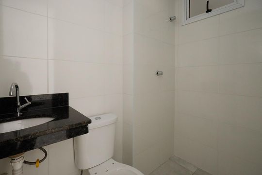 Banheiro  de apartamento à venda com 1 quarto, 30m² em Vila Maria Alta, São Paulo