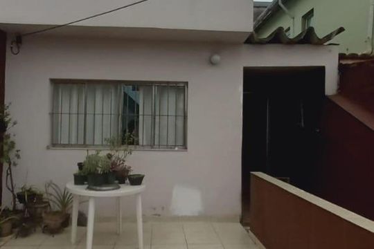 Fachada de casa à venda com 2 quartos, 150m² em Vila Santa Luzia, São Bernardo do Campo