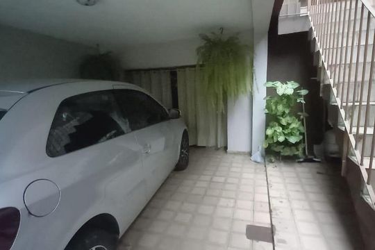 Garagem de casa à venda com 2 quartos, 150m² em Vila Santa Luzia, São Bernardo do Campo