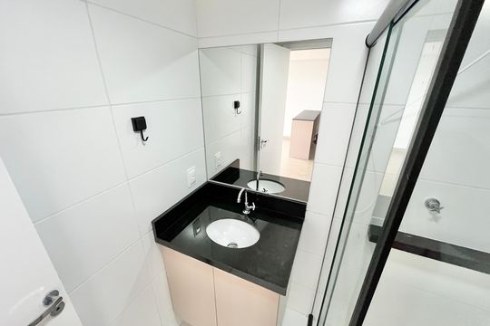 Banheiro de apartamento para alugar com 1 quarto, 30m² em Parada Inglesa, São Paulo