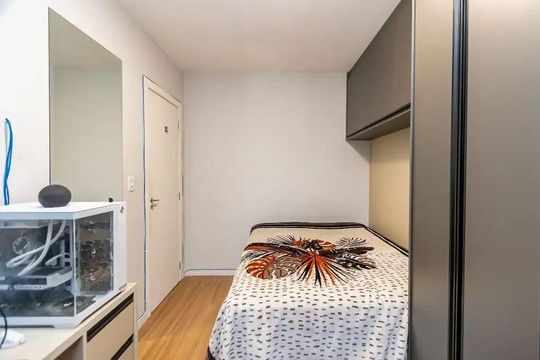 Quarto de casa de condomínio à venda com 3 quartos, 109m² em Uberaba, Curitiba