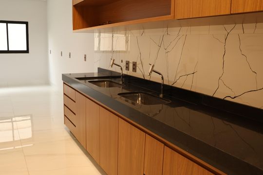 Cozinha - Armários de casa para alugar com 5 quartos, 530m² em Residencial Goiânia Golfe Clube, Goiânia