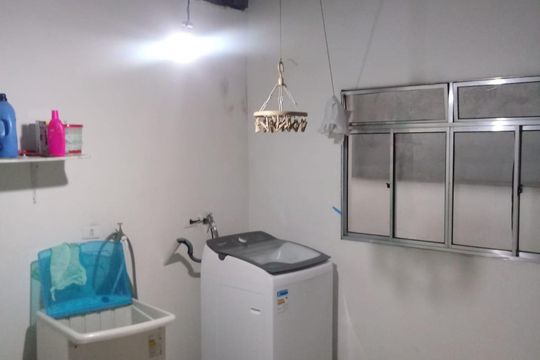 Área de serviço de casa à venda com 4 quartos, 180m² em Vila Albertina, São Paulo