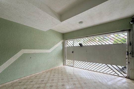 Garagem de casa à venda com 2 quartos, 125m² em Jardim Valdibia, São Bernardo do Campo