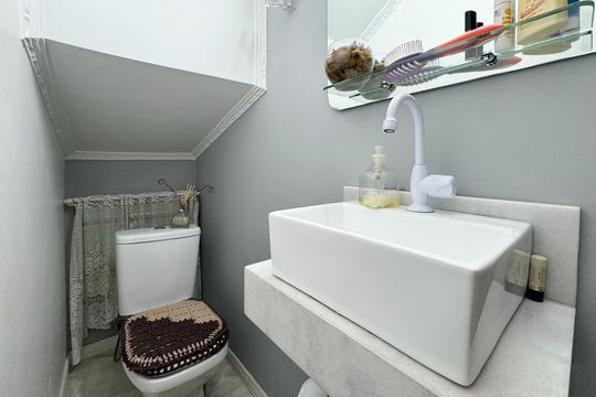 Lavabo 1 de casa à venda com 2 quartos, 125m² em Jardim Valdibia, São Bernardo do Campo