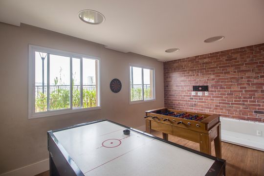 Área comum de apartamento para alugar com 2 quartos, 65m² em Jardim Tupanci, Barueri
