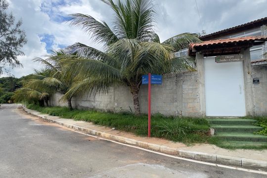 Fachada de casa para alugar com 8 quartos, 800m² em Jardim Interlagos, Maricá