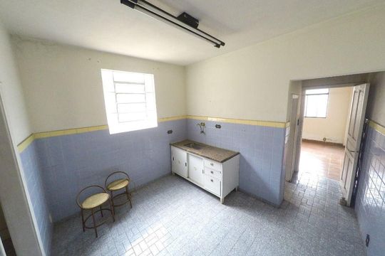 Casa à venda com 2 quartos, 400m² em Jardim, Santo André