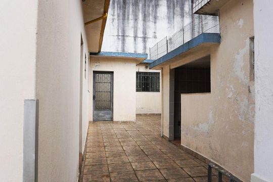 Casa à venda com 2 quartos, 400m² em Jardim, Santo André