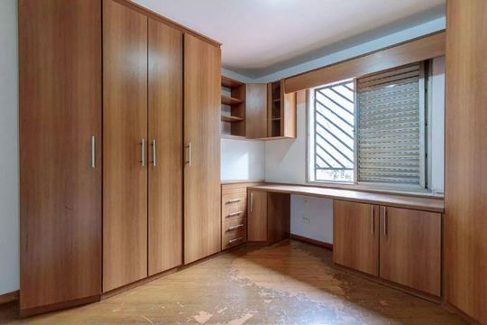 Casa à venda com 3 quartos, 211m² em Parque Jaçatuba, Santo André