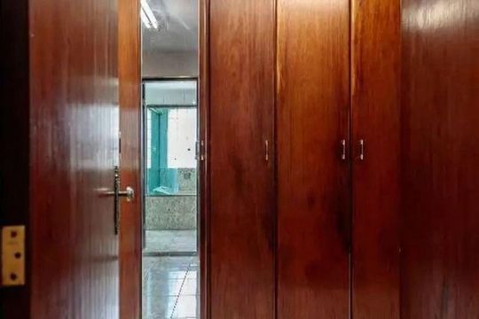 Casa à venda com 3 quartos, 211m² em Parque Jaçatuba, Santo André