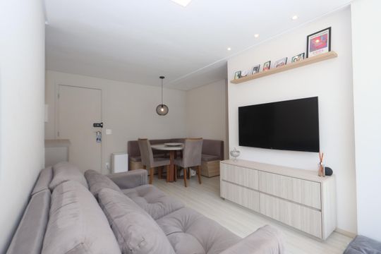 Sala de apartamento à venda com 2 quartos, 60m² em Vila Ema, São Paulo