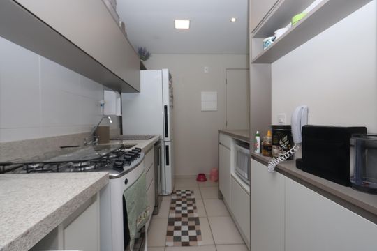 Cozinha de apartamento à venda com 2 quartos, 60m² em Vila Ema, São Paulo