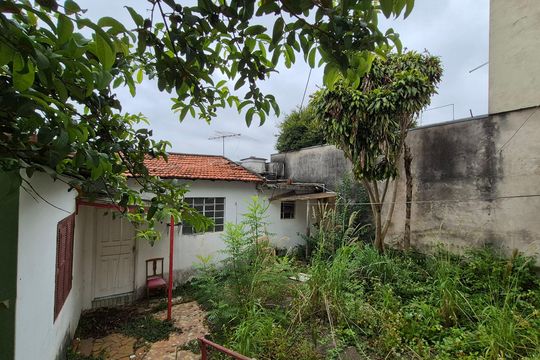 Area externa de casa à venda com 4 quartos, 165m² em Parque Oratório, Santo André
