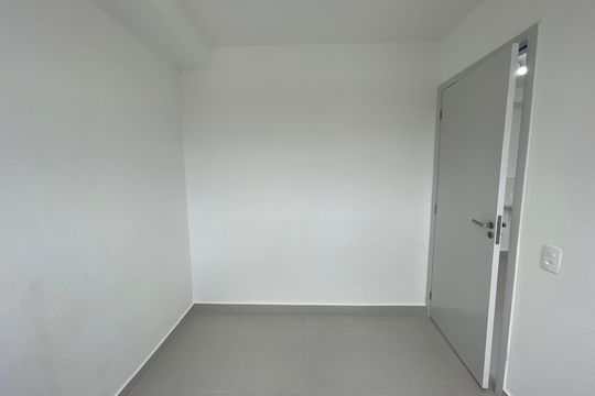 Quarto 2 de apartamento para alugar com 2 quartos, 36m² em Jardim Gilda Maria, São Paulo
