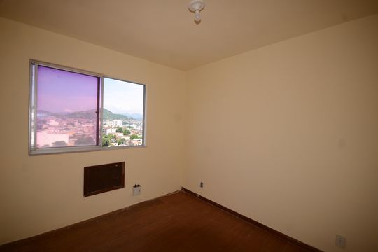  Quarto 1 de apartamento para alugar com 2 quartos, 58m² em Cascadura, Rio de Janeiro