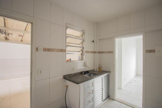Cozinha de apartamento para alugar com 2 quartos, 90m² em Porto da Pedra, São Gonçalo