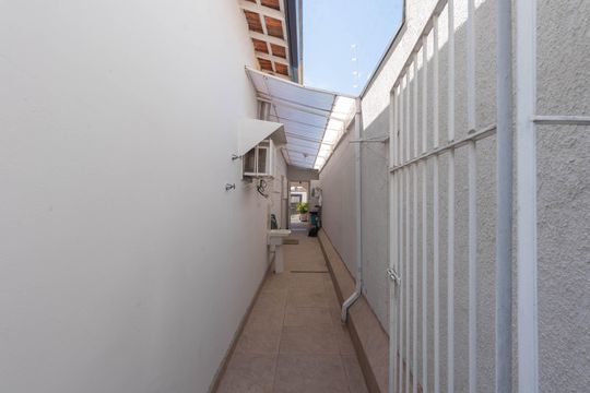 Quintal de casa à venda com 4 quartos, 212m² em Jardim Anchieta, Campinas