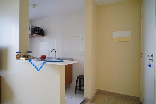 Cozinha de apartamento à venda com 2 quartos, 52m² em São Sebastião, Porto Alegre