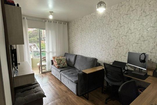 Sala de apartamento à venda com 2 quartos, 50m² em Vila Mira, São Paulo