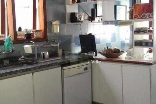 Casa à venda com 3 quartos, 420m² em Residencial Cinco (Alphaville), Santana de Parnaíba