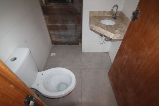 Banheiro de apartamento à venda com 2 quartos, 37m² em Jardim Paraíso, São Paulo