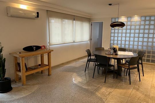 Apartamento à venda com 3 quartos, 200m² em Santa Cecilia, São Paulo