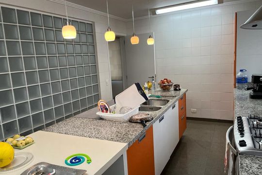 Apartamento à venda com 3 quartos, 200m² em Santa Cecilia, São Paulo