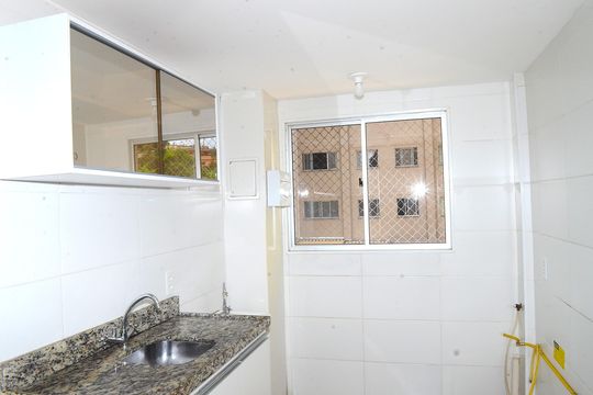 Cozinha e Área de Serviço de apartamento à venda com 2 quartos, 49m² em Pousada Santo Antonio, Belo Horizonte