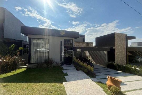 Casa à venda com 4 quartos, 420m² em Centro de Apoio I (Alphaville), Santana de Parnaíba