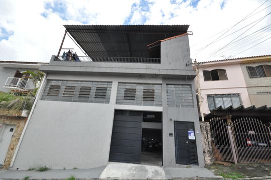 Fachada de casa à venda com 4 quartos, 559m² em Vila Nova Mazzei, São Paulo