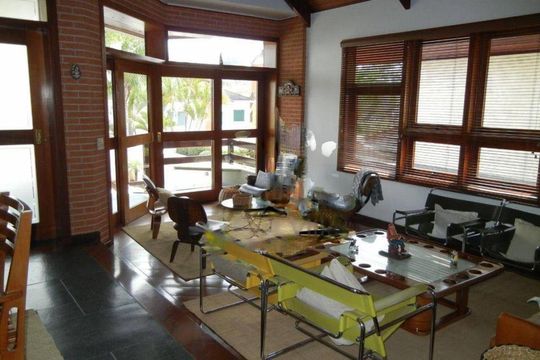 Casa à venda com 5 quartos, 690m² em Alphaville Residencial Zero, Barueri
