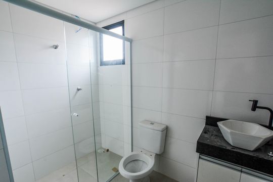 Banheiro de kitnet/studio à venda com 1 quarto, 23m² em Vila Sao Pedro, Santo André