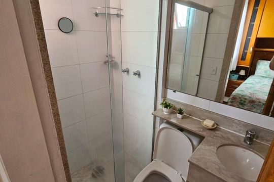 Banheiro de apartamento à venda com 3 quartos, 67m² em Jardim Santa Emilia, São Paulo