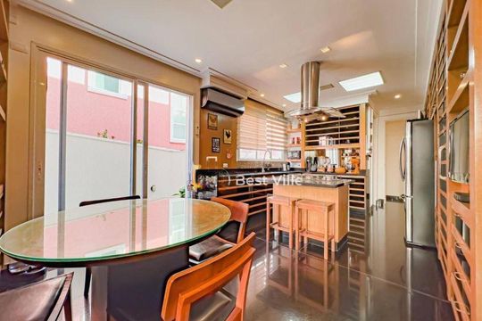 Casa à venda com 4 quartos, 600m² em Alphaville, Santana de Parnaíba