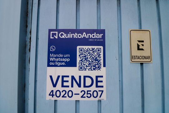Placa de casa para alugar com 4 quartos, 1000m² em Chácara Monte Alegre, São Paulo
