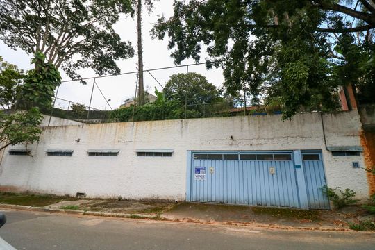 Fachada 2 de casa para alugar com 4 quartos, 1000m² em Chácara Monte Alegre, São Paulo