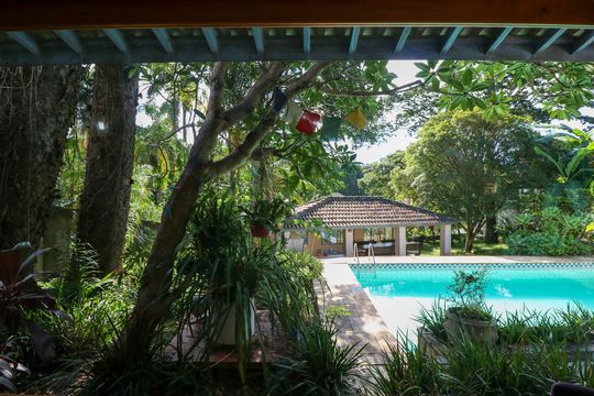 Vista da sala de estar de casa para alugar com 4 quartos, 1000m² em Chácara Monte Alegre, São Paulo
