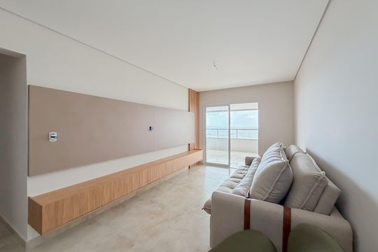 Apartamento para alugar com 3 quartos, 116m² em Vilamar, Praia Grande