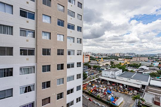 Vista Quarto 1 de apartamento para alugar com 2 quartos, 35m² em Jardim Pereira Leite, São Paulo