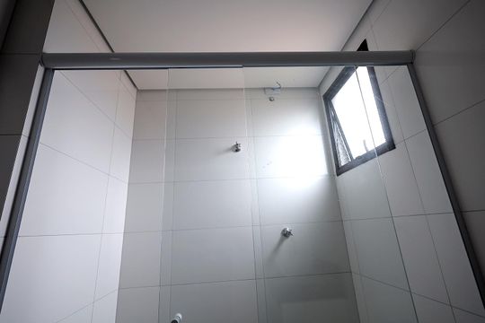 Banheiro de apartamento à venda com 1 quarto, 23m² em Vila Sao Pedro, Santo André